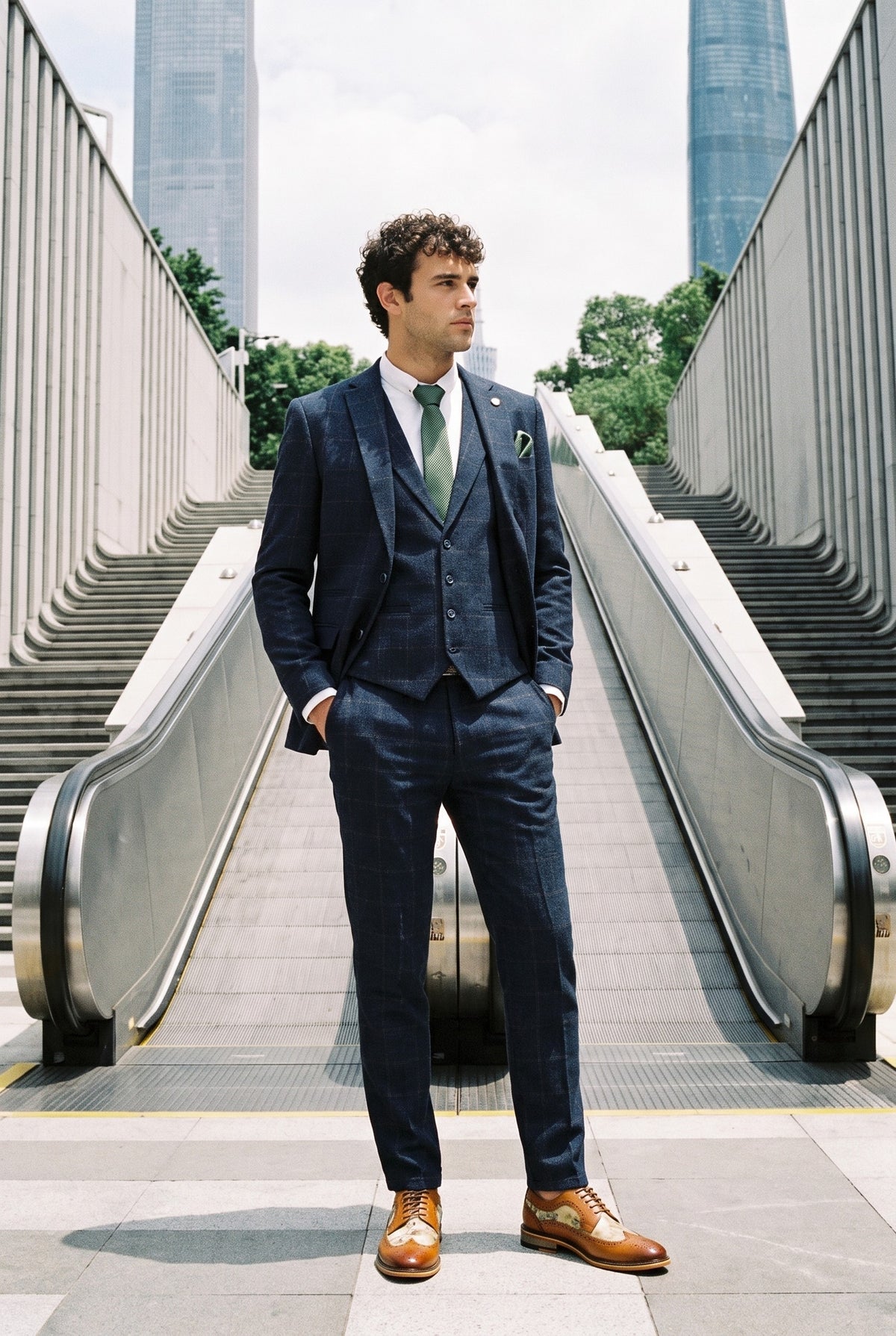 Look #727 styled with Herrenanzug 3-teilig Wolle Tweed Marineblau Braun Kariert 1920er Gatsby