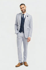 Hellblauer, karierter Prince-of-Wales-Dreiteiler für Herren mit marineblauer Weste