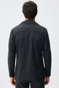Herren-Anzugset aus anthrazitfarbenem, weichem Jersey, bestehend aus Blazer und Hose.