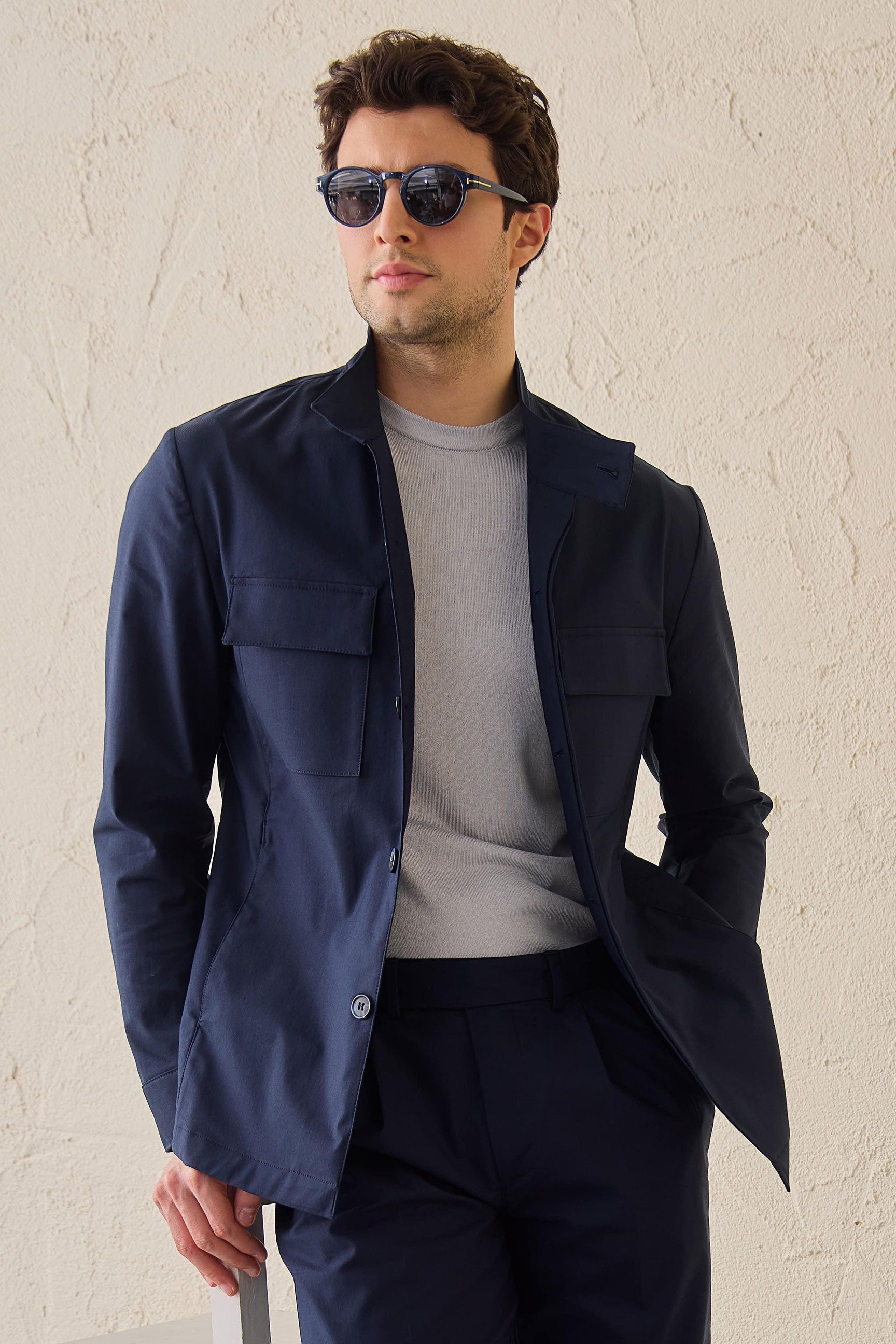 Herren-Anzug, marineblau, elegant-lässig, 2-teilig, Safari-Stil, Stehkragen, Stretch-Set