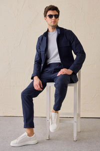 Herren-Anzug, marineblau, elegant-lässig, 2-teilig, Safari-Stil, Stehkragen, Stretch-Set