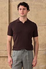 Braunes Herren-Poloshirt mit Rippstrick