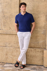 Herren-Poloshirt aus marineblauem Rippstrick