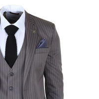 IM44 - Grauer Herren-Nadelstreifenanzug im Shelby-Stil, 3-teilig