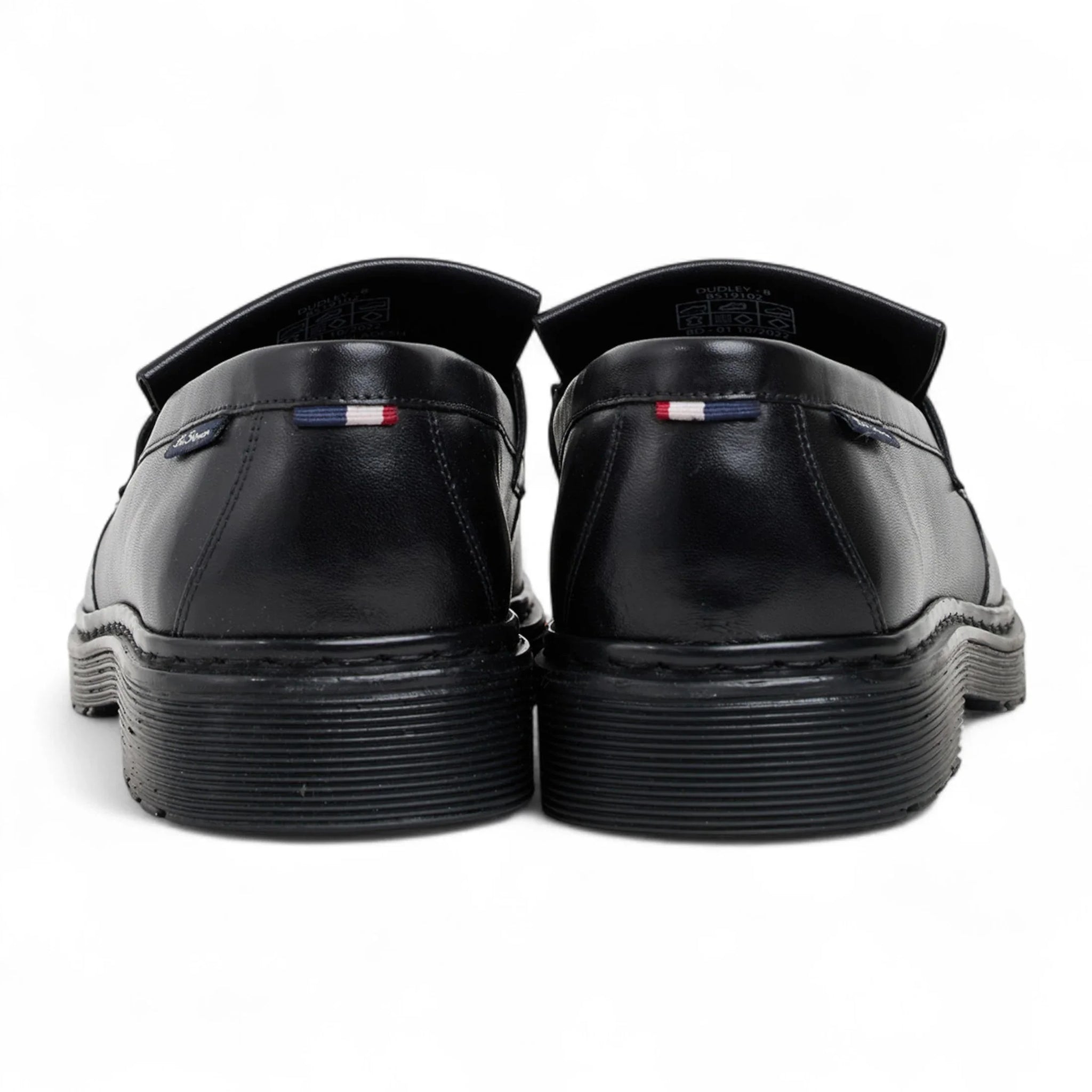 Schwarze Herren-Slipper aus Leder mit dicker Sohle und Quasten