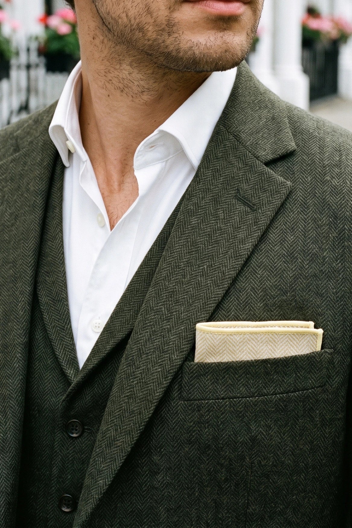 Einstecktuch für Herren aus champagnerfarbenem Tweed-Wollmischgewebe