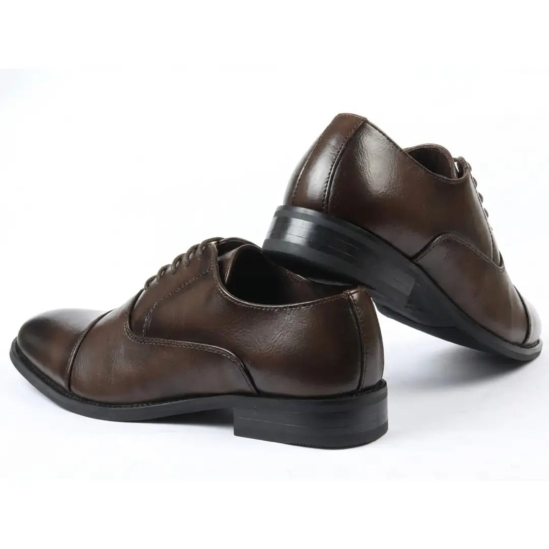 Klassische Oxford-Schnürschuhe für Herren mit Kappe