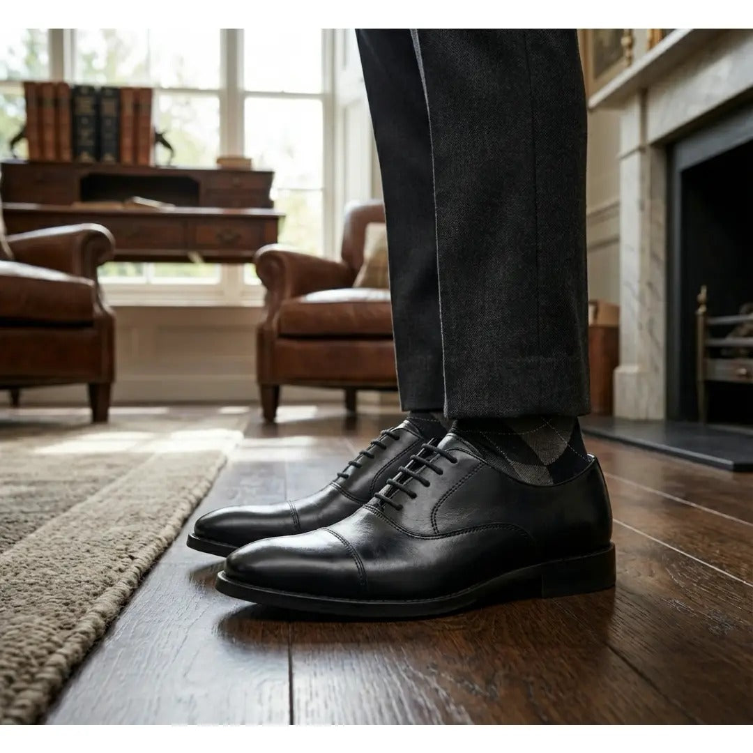 Klassische Oxford-Schnürschuhe für Herren mit Kappe