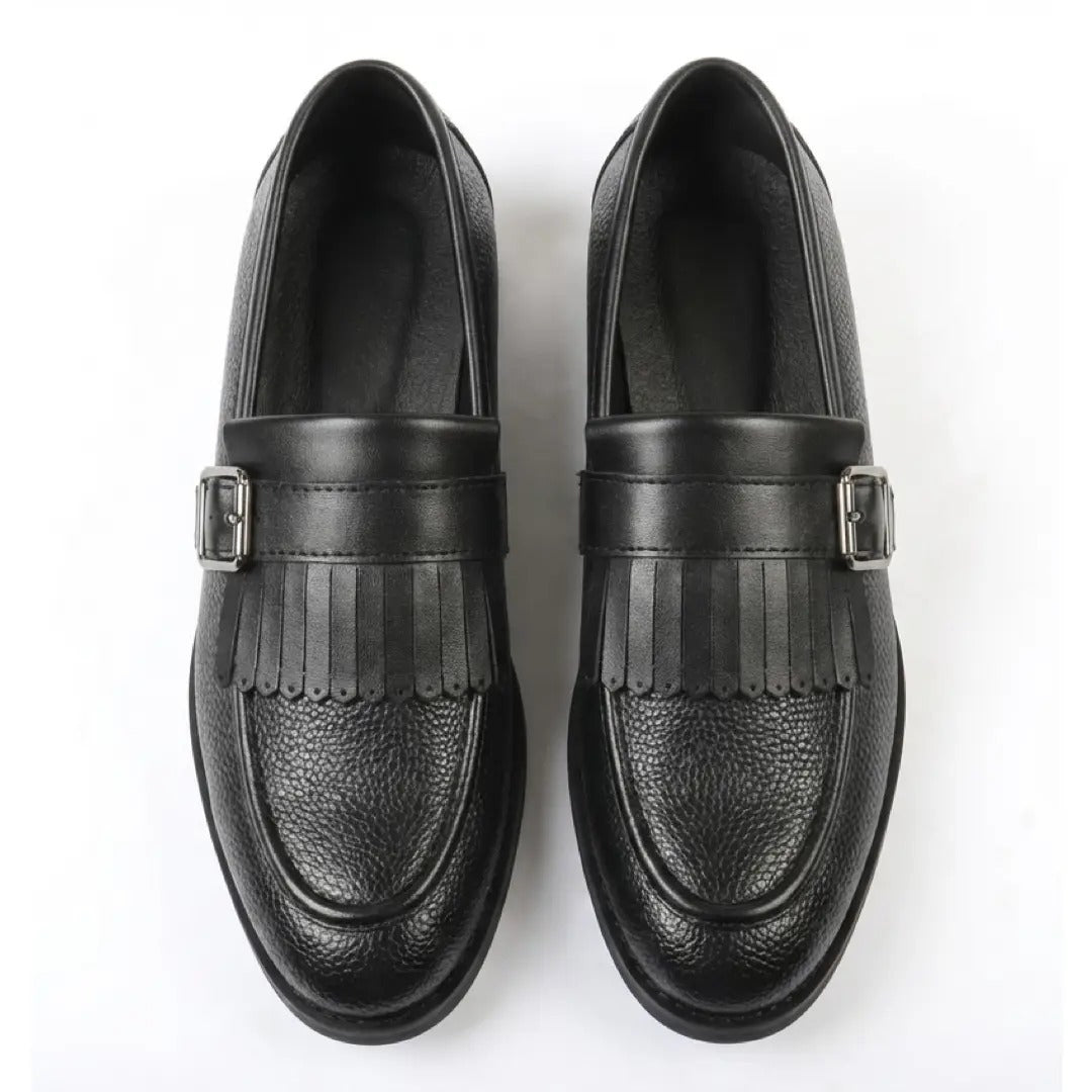 Herren-Slipper mit Fransen und Monk-Strap-Schnitt