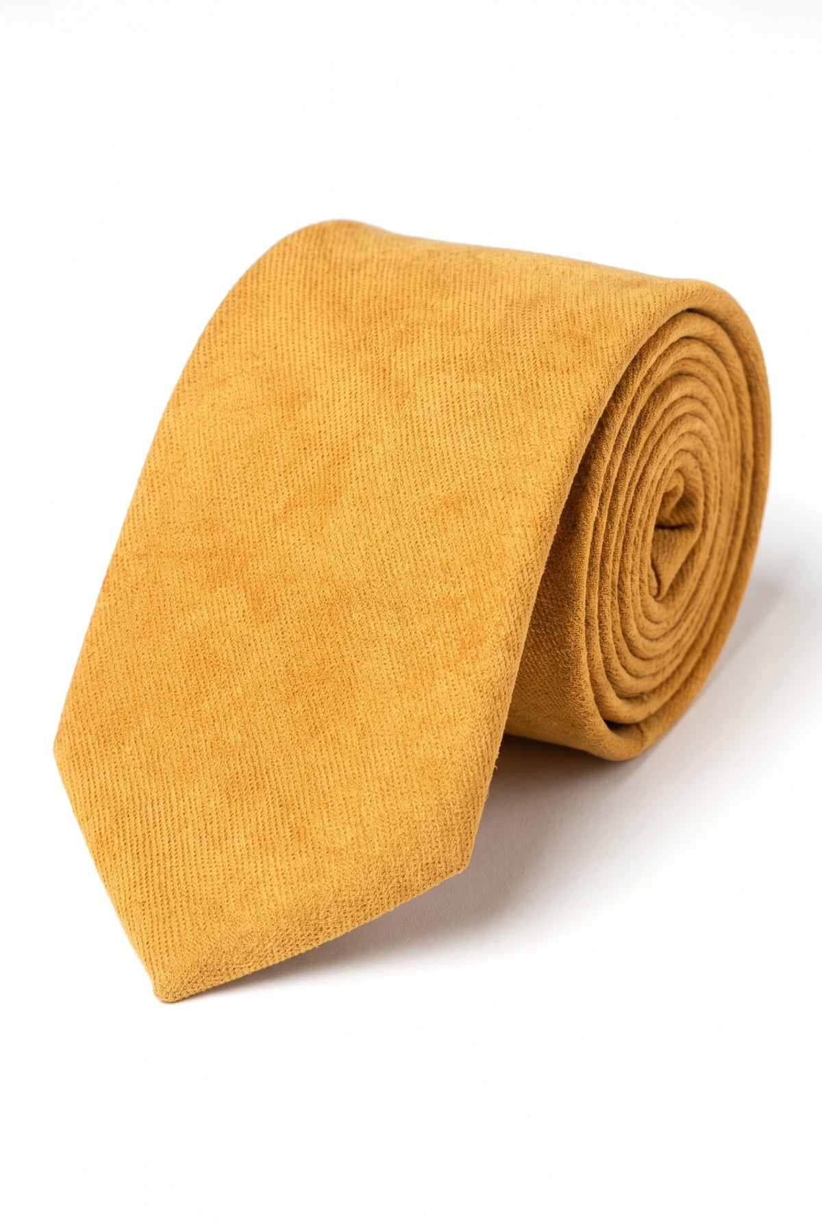 Herrenkrawatte mit goldfarbenem Wildlederfinish