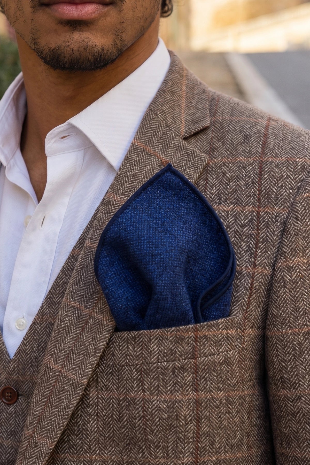 Einstecktuch für Herren aus marineblauem Tweed-Wollmischgewebe