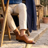 Herren-Oxfordschuhe aus hellbraunem Leder mit Kappe