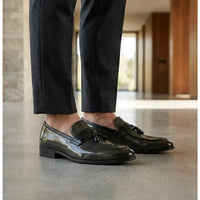 Herren-Slipper mit Quasten und Hochglanzfinish