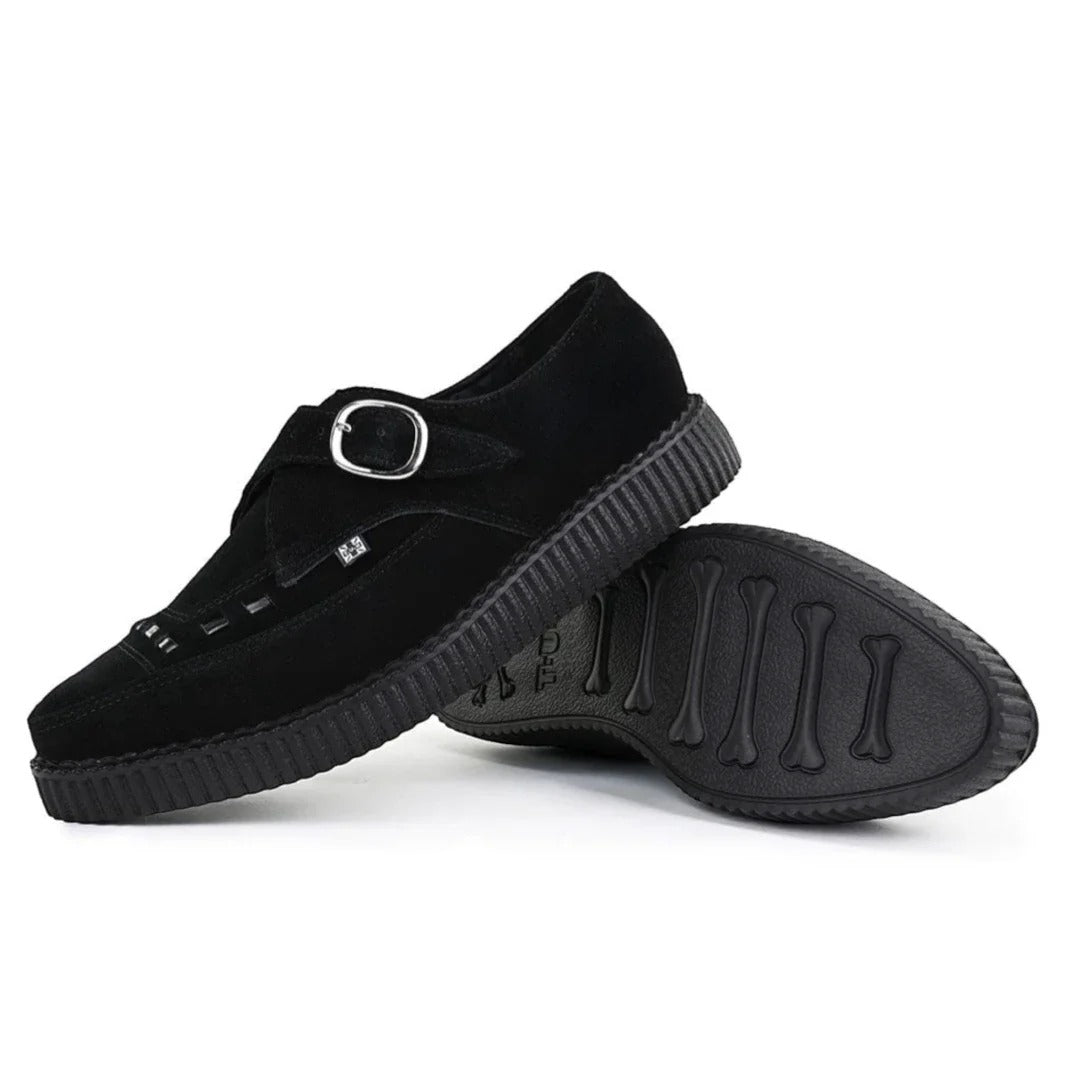 Spitz zulaufende Creeper-Plateauschuhe aus schwarzem Wildleder mit Monk-Schnalle