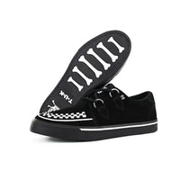 Spitz zulaufende Creeper Sneaker, schwarz-weiße Wildleder-Plateauschuhe