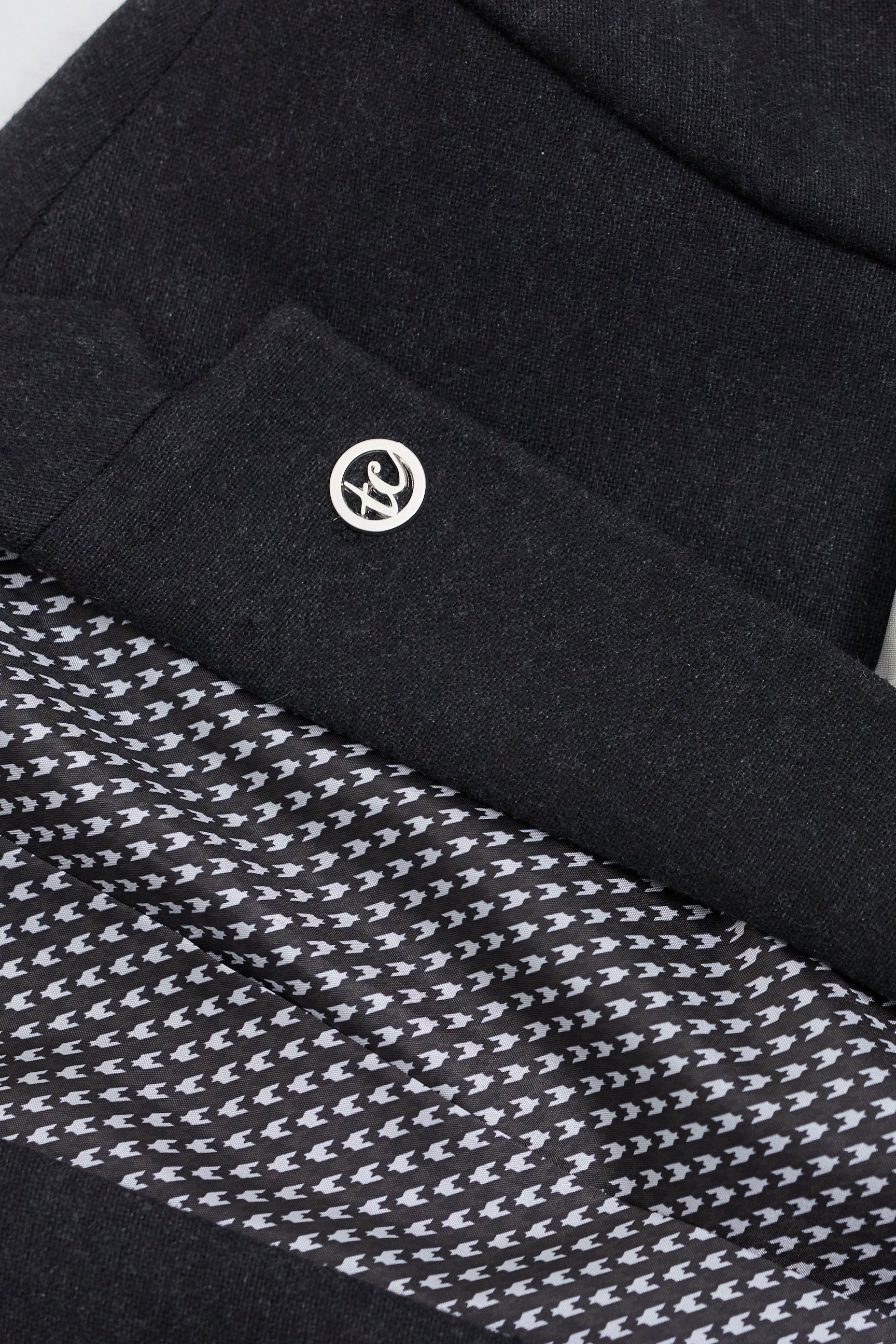 Schwarzer Herrenanzug im Vintage-Stil der 1920er