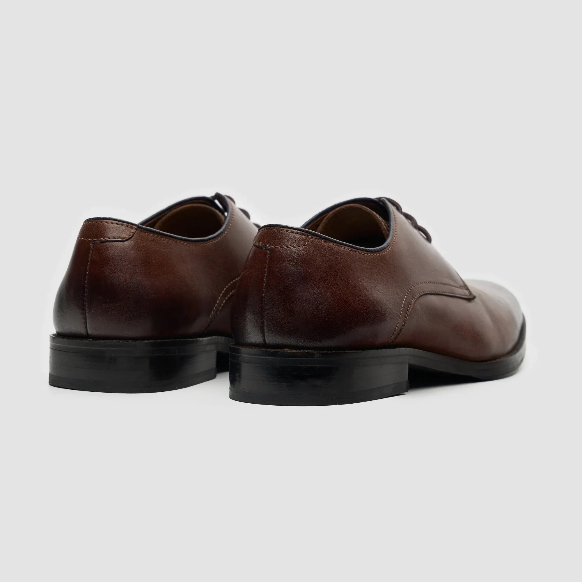 Taylor - Klassische Herren-Derby-Schnürschuhe aus braunem Leder